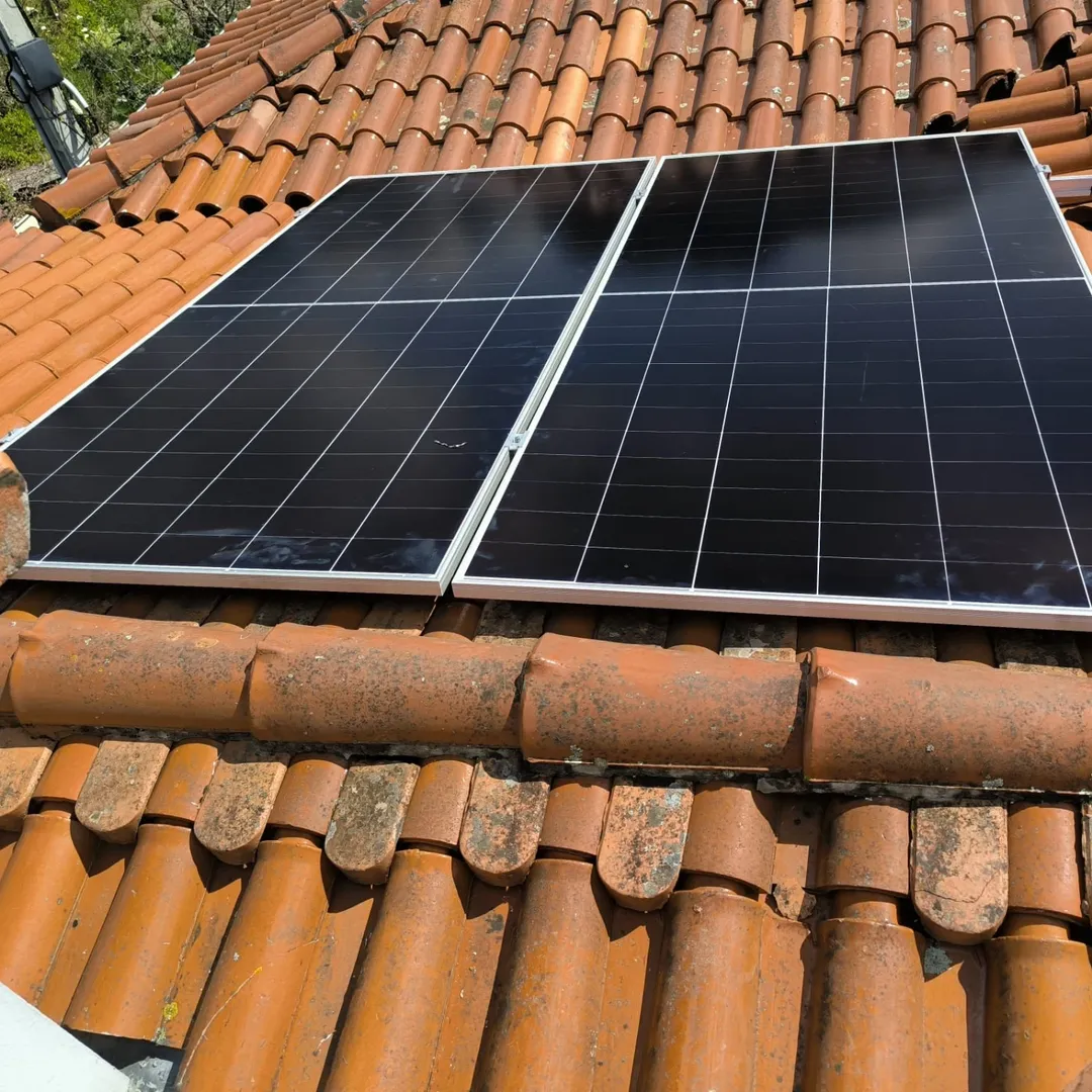 Painéis solares fotovoltaicos